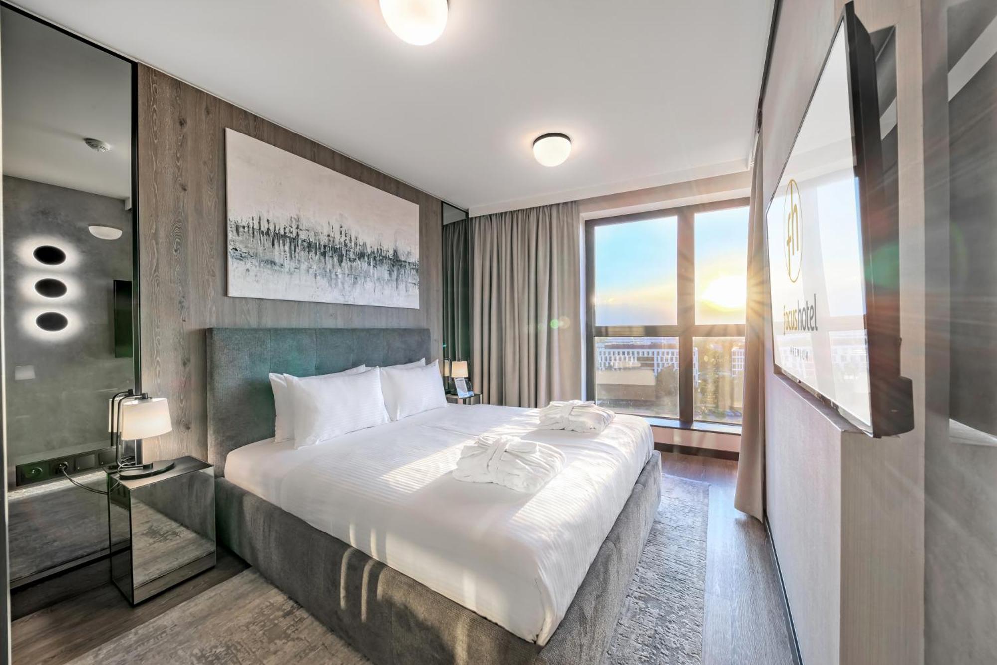 Focus Hotel Premium Warszawa Dış mekan fotoğraf