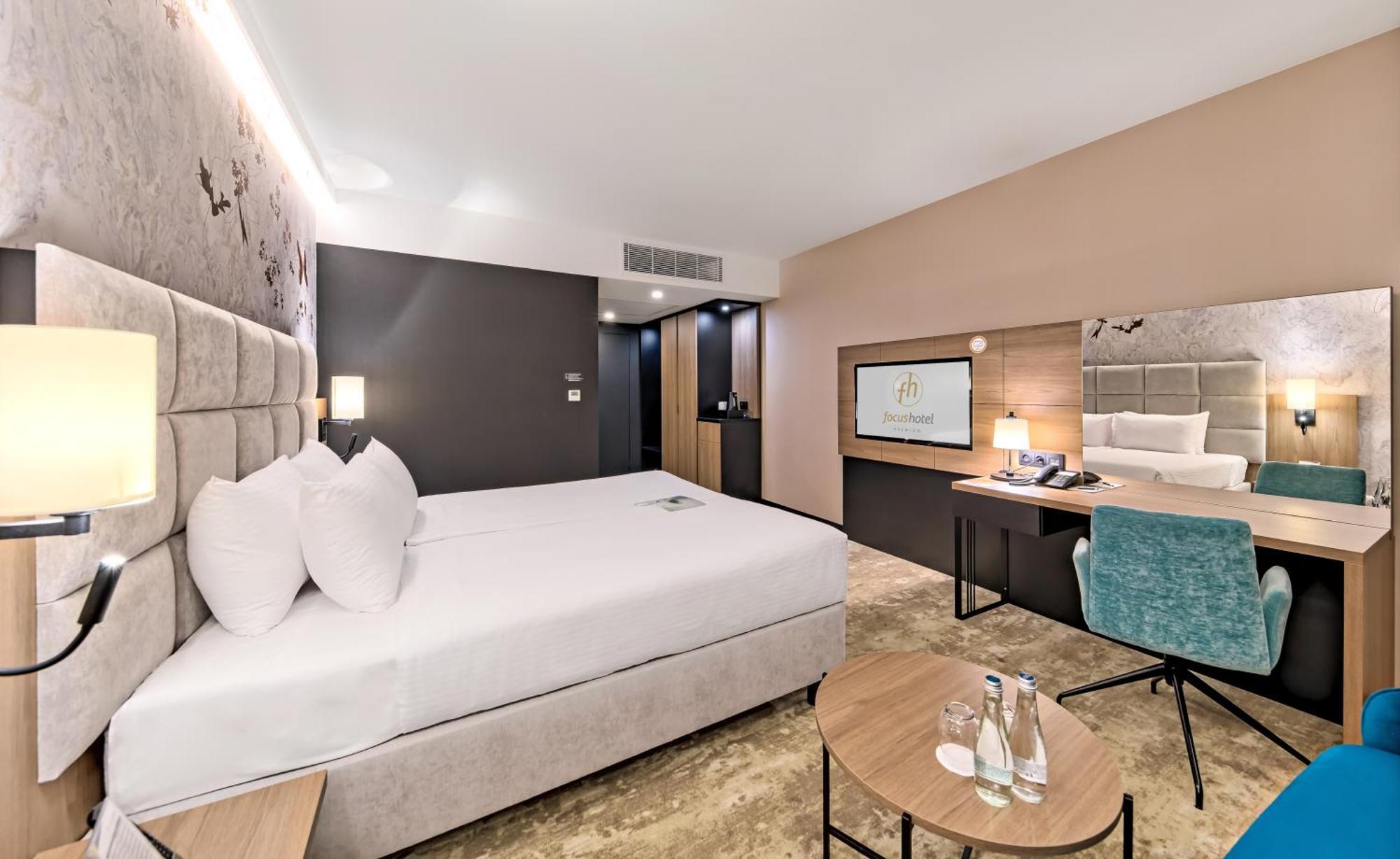 Focus Hotel Premium Warszawa Dış mekan fotoğraf