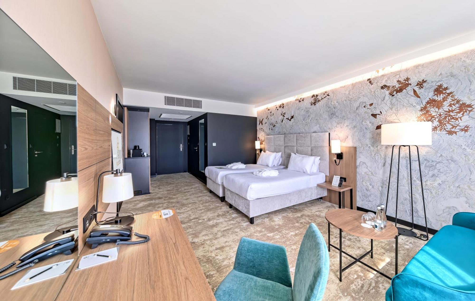 Focus Hotel Premium Warszawa Dış mekan fotoğraf