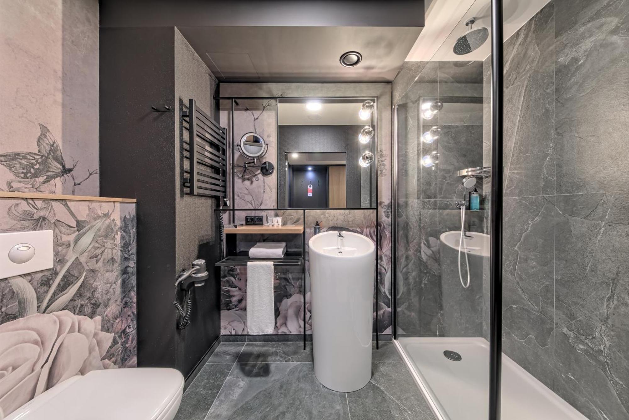 Focus Hotel Premium Warszawa Dış mekan fotoğraf