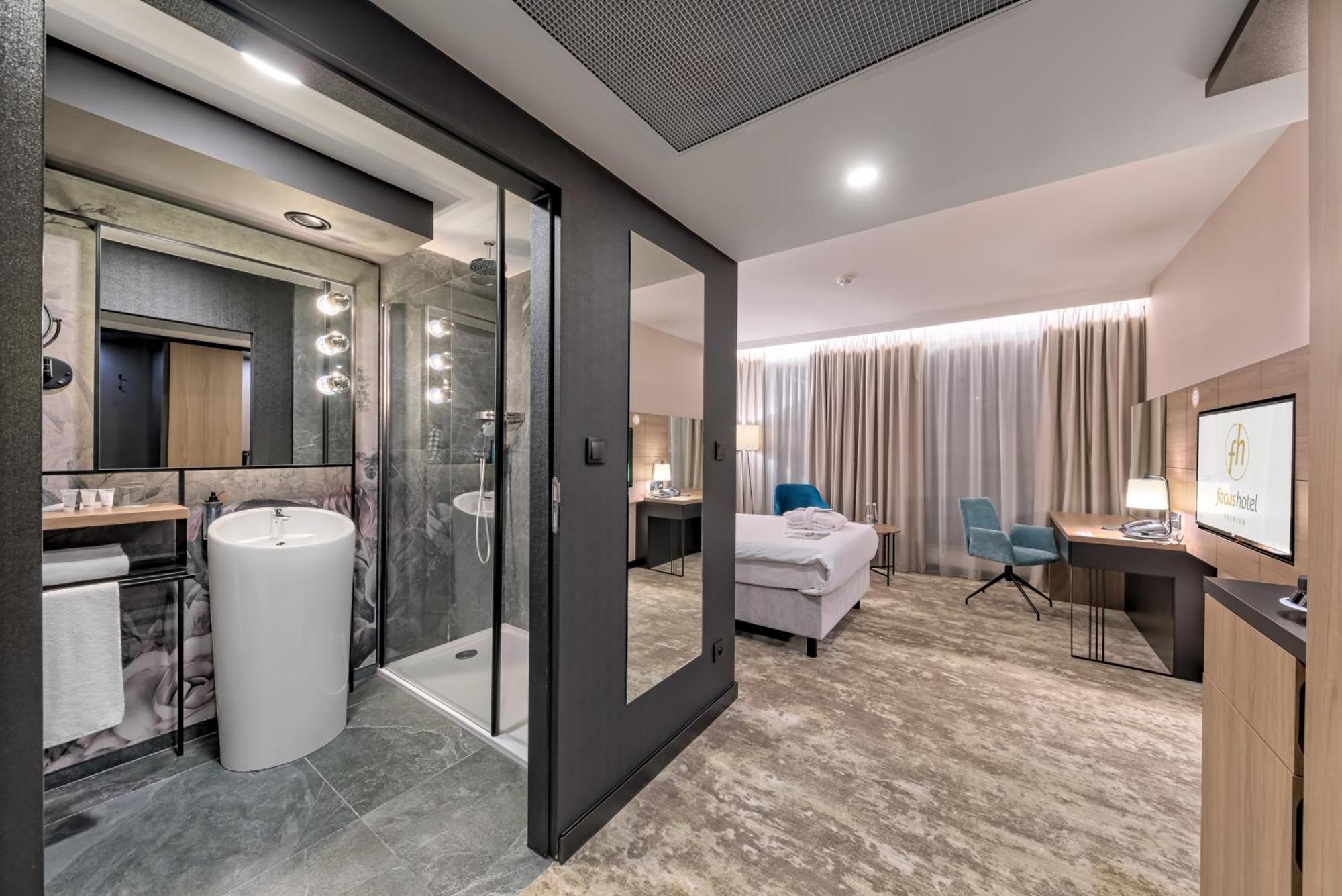 Focus Hotel Premium Warszawa Dış mekan fotoğraf